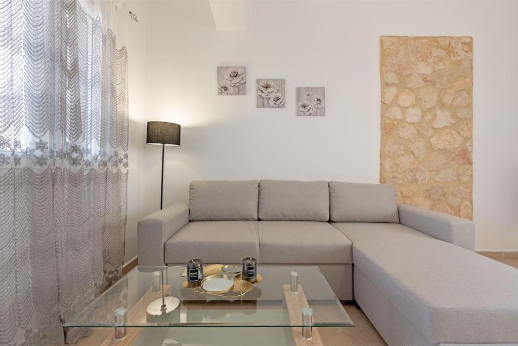 Spiros House Appartement